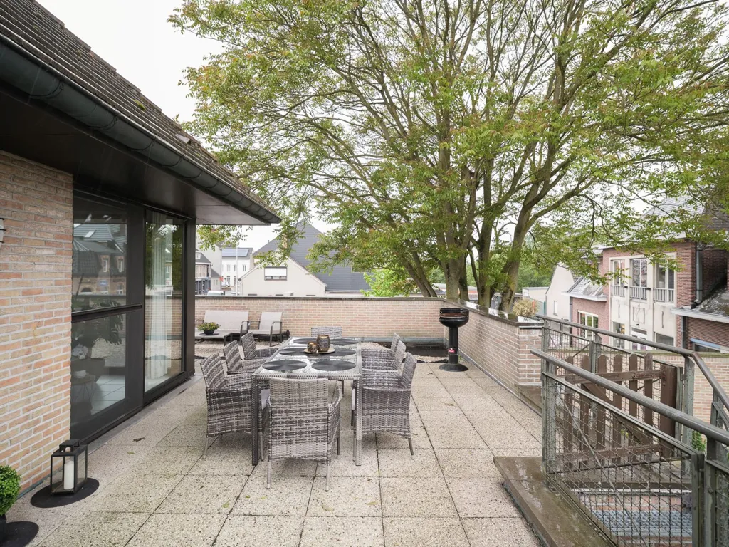 Terrasse - Maison avec Commerces et Jardin à Moerbeke