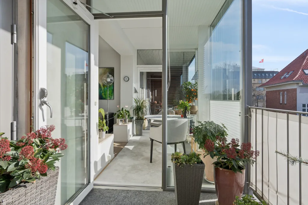 Balcony - Apartment with Balconies in Hellerup