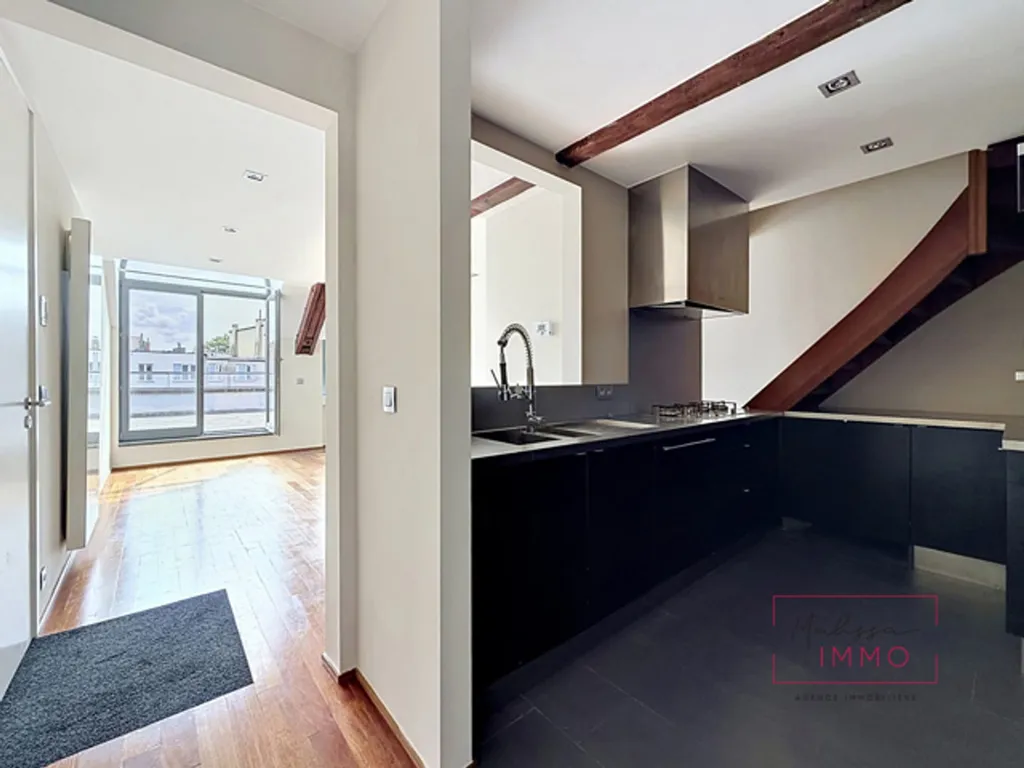 Cucina - Duplex with Terrace in Porte de Namur