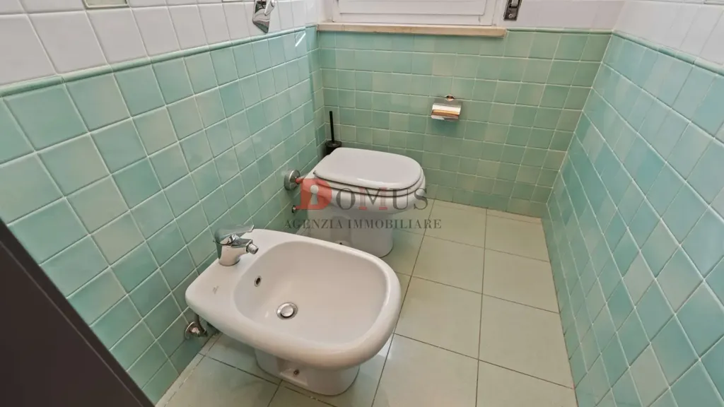 Salles de bain - Trilocale with Balcony in Mantova