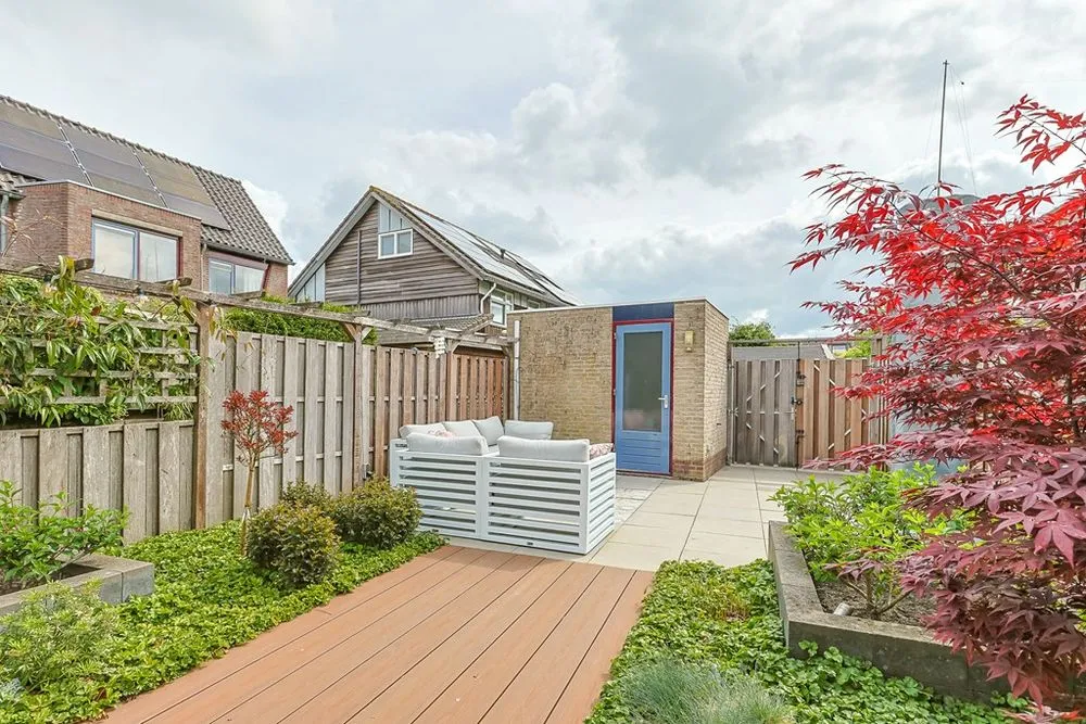 6-room house in Alphen Aan Den Rijn