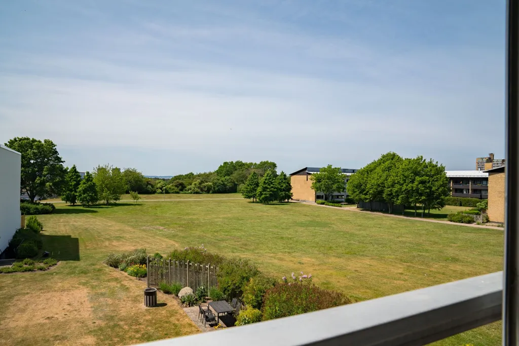 Jardin - Apartment with West-Facing Balcony in Elineberg