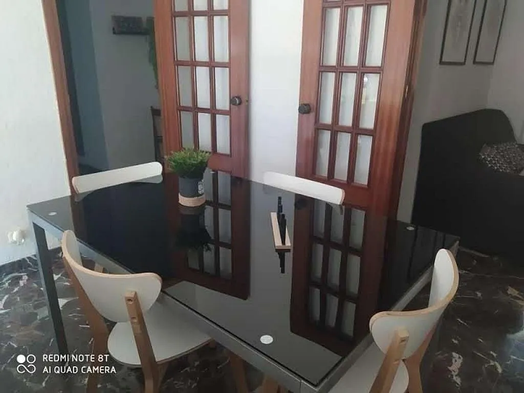 Söögituba - Spacious Apartment with Pool in Pajaritos, Granada