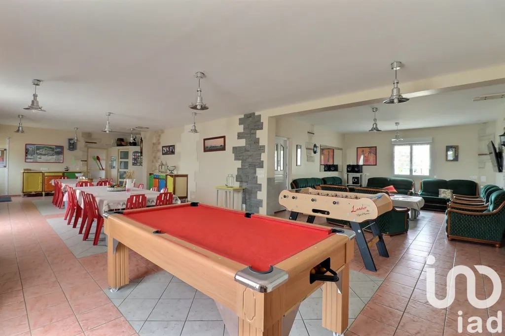 Toad - Architectural Villa with Pool in Neuillé-Pont-Pierre