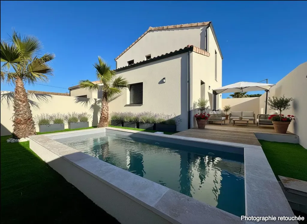 Piscine - Villa Neuve avec Piscine à Bessan