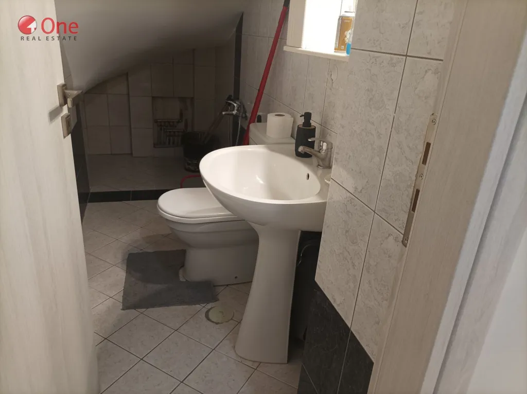 Vannitoad - Apartment Complex with Parking in Ano Liosia