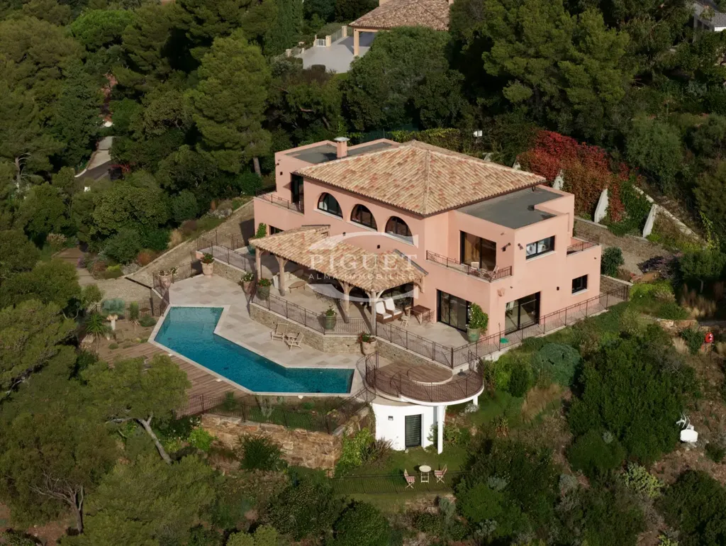 Õhuvaade - Contemporary Villa with Sea Views near Saint-Tropez