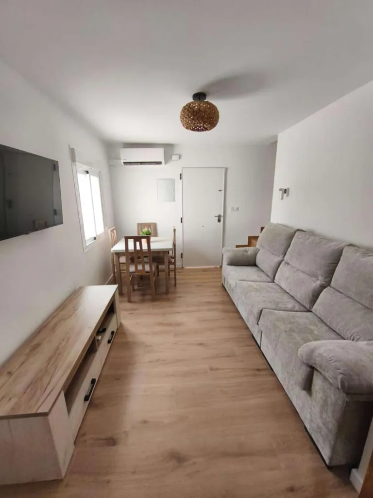 Séjour - Renovated House with Terrace in Fuengirola