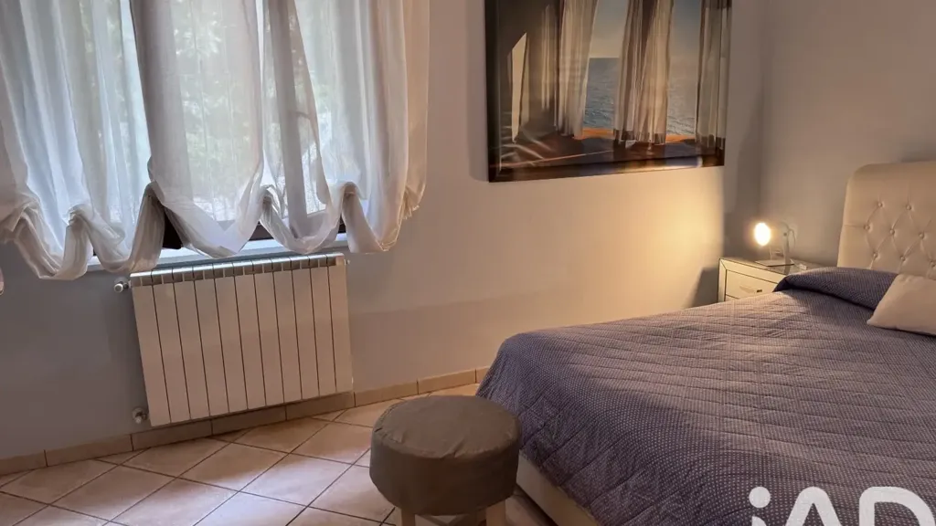 Bedrooms - Ground Floor Apartment with Garden in Querceta
