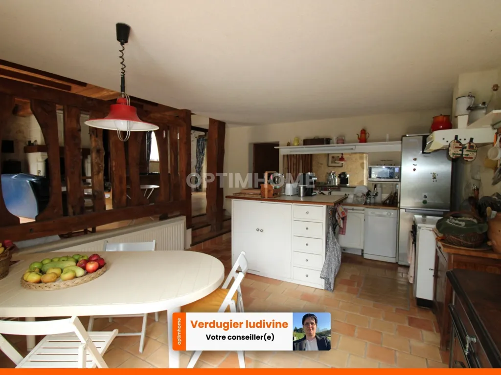 Cuisine - Maison en Pierre avec Piscine Couverte
