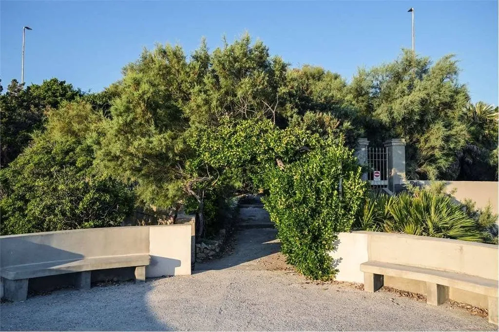 Välivaade - Luxury Flat with Sea View in Leghorn