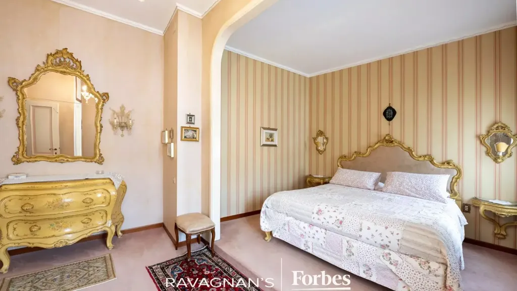Bedrooms - 10-Room Apartment with Canal View in Venice