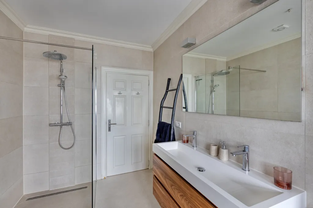 Vannitoad - Luxury Villa with Garden in Beverwijk