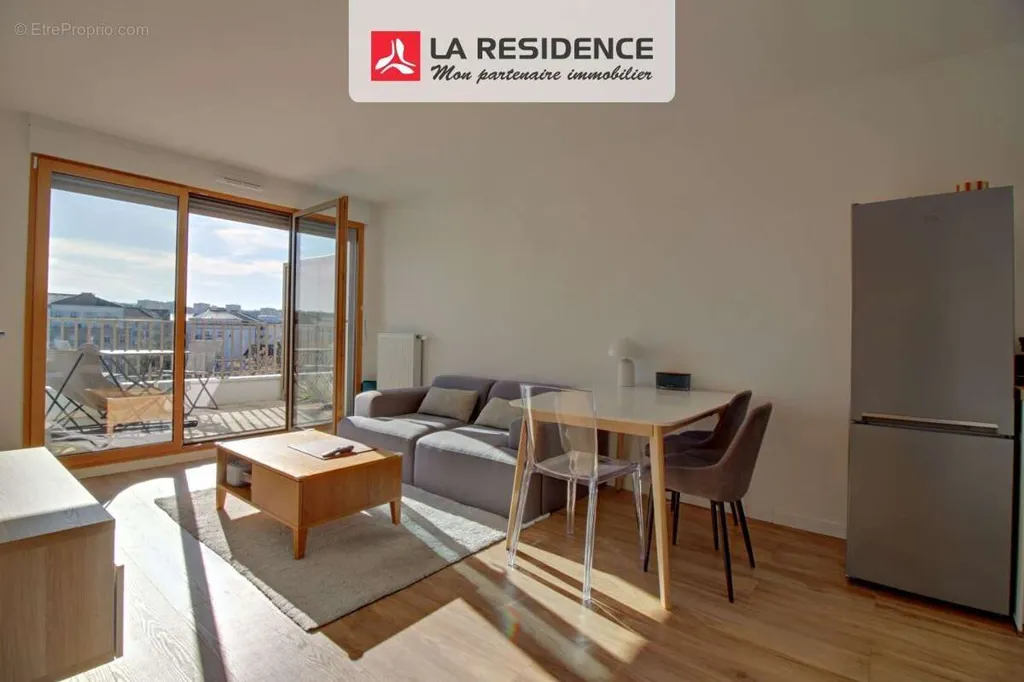 Elutuba - Modern Flat with Balcony in Poissy