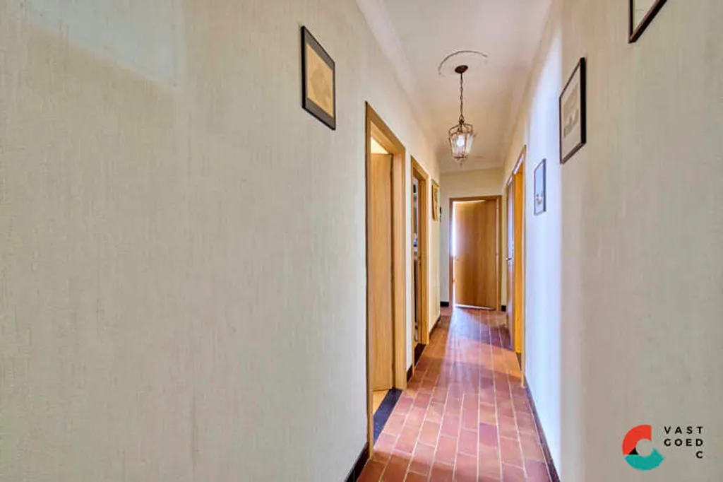 Esik - House with Potential in Hechtel