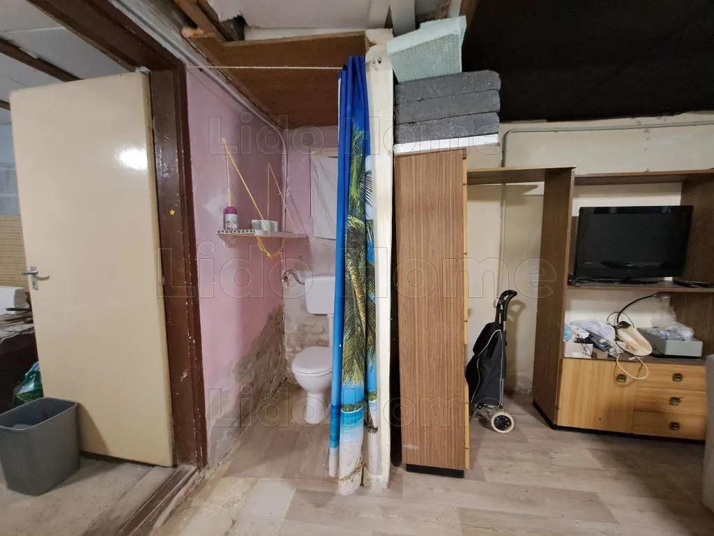 Bagni - Renovated Cottage with Large Plot in Homokkomárom