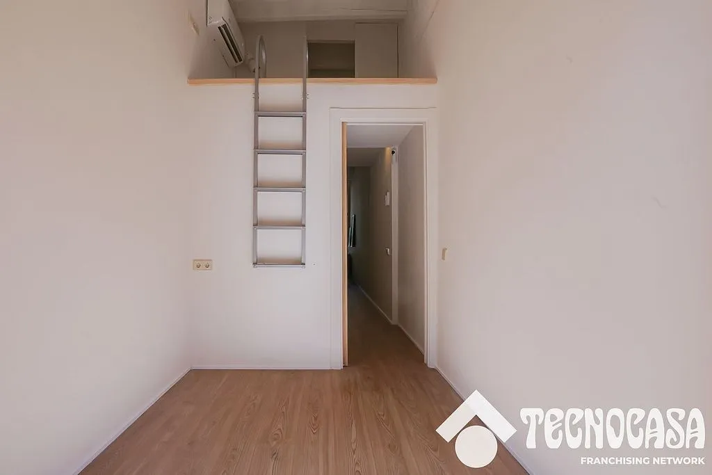 Toad - Reformed Flat with Terrace in Sant Andreu