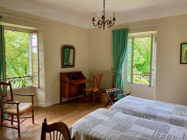 Magamistoad - Charming Property with Historic Features in Salt Town
