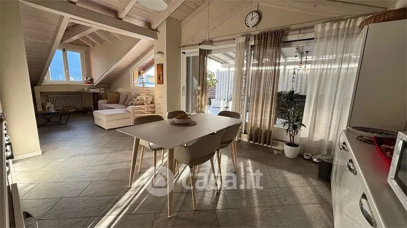 Salle à manger - Attico with Lake View in Ghiffa