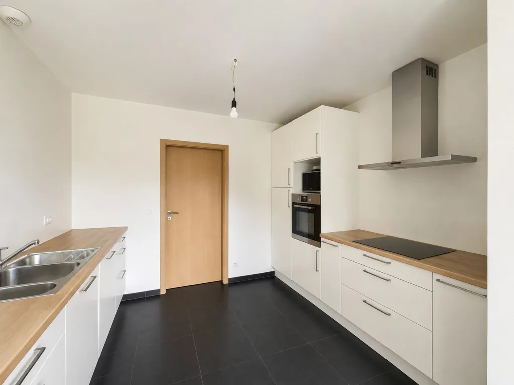 Kitchen - Contemporary Villa with Garden in Wavre