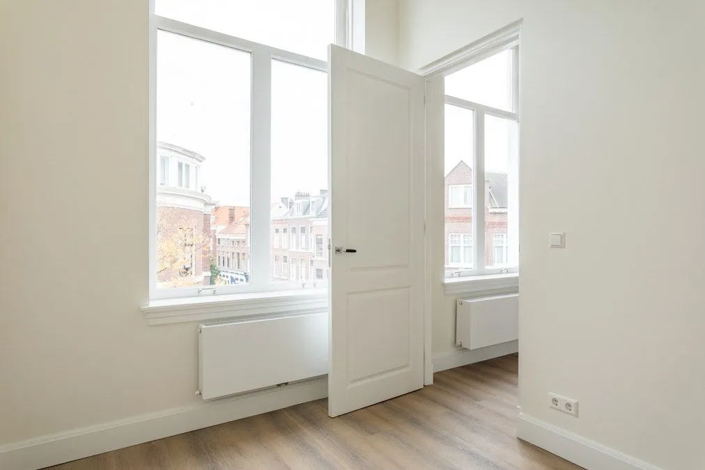 Appartement 6 pièces à Den Haag