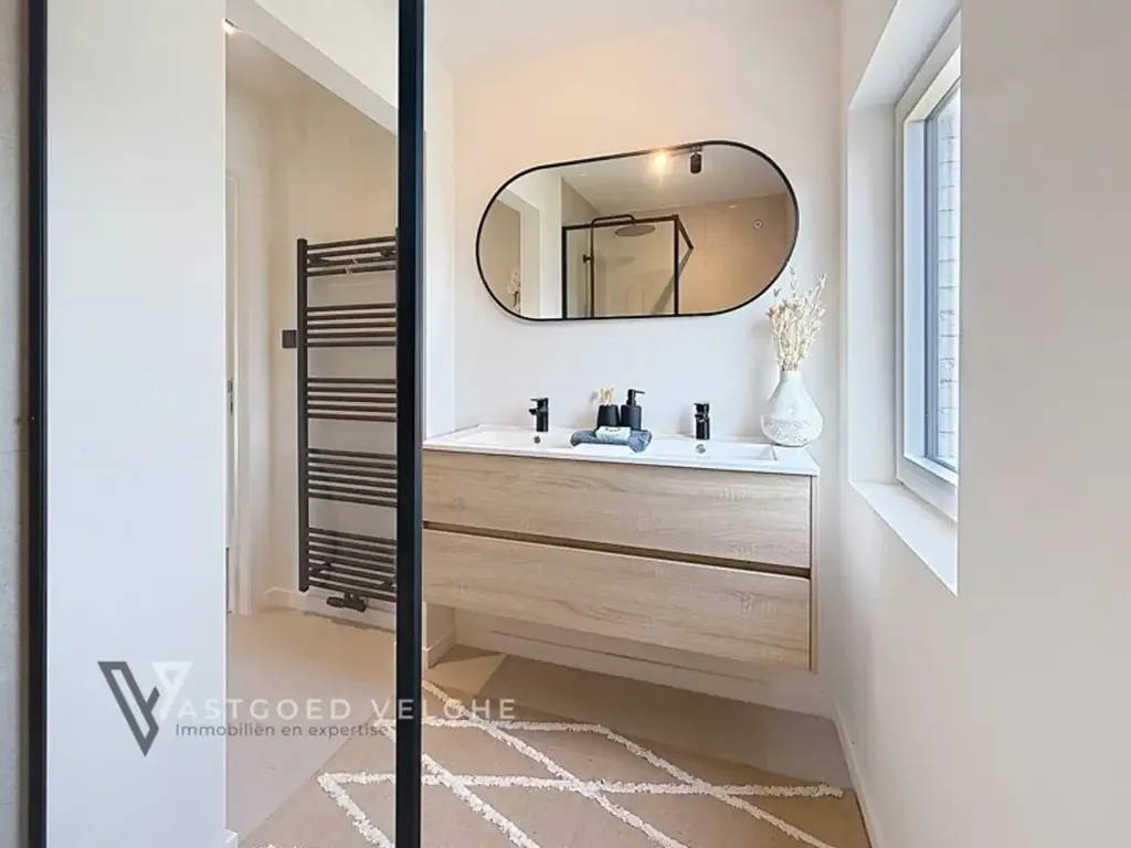 Salles de bain - Vernieuwbouwwoning avec EPC A sur Grand Perceau à 10 Ares