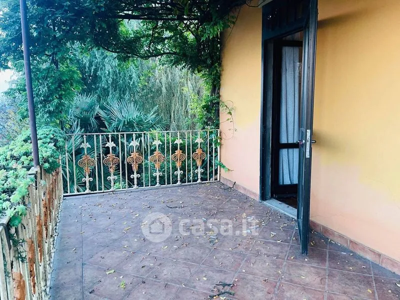 Terrasse - Rustic Villa with Garden in Cremona