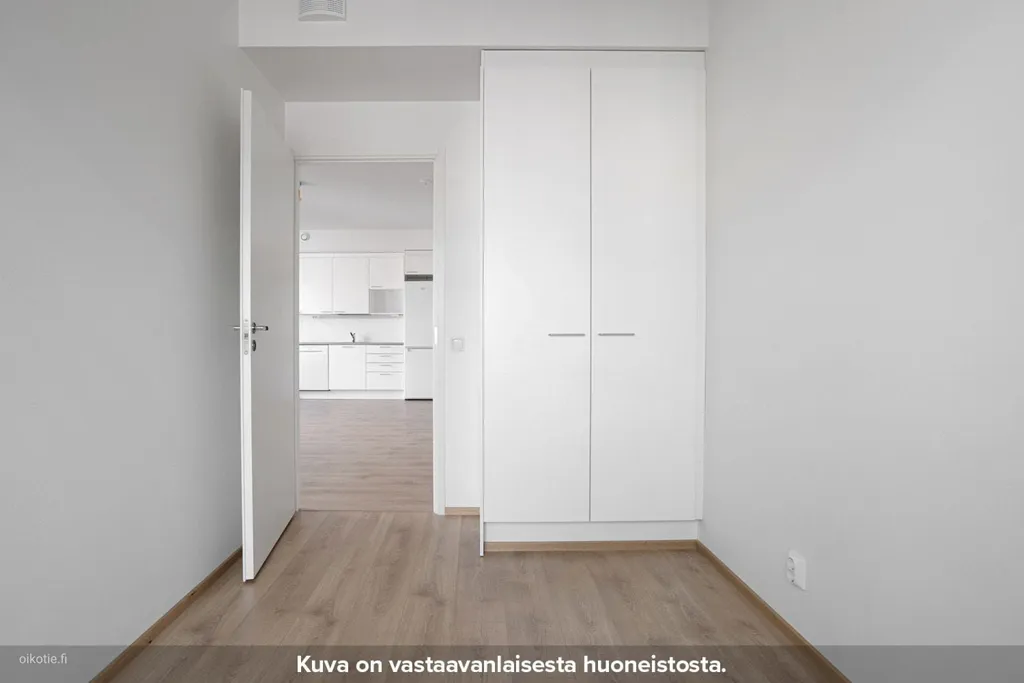 Esik - Modern Flat with Balcony in Konala, Helsinki
