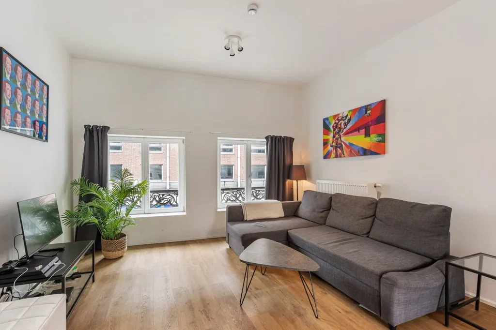 Séjour - Appartement Rénové et Énergétique au Centre de Diest