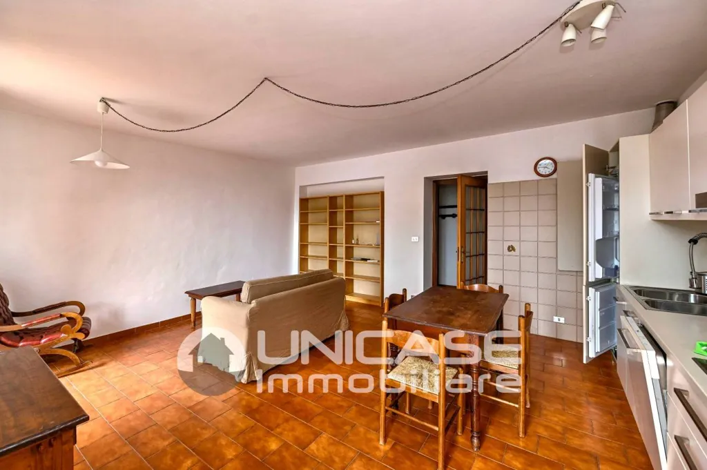 Salle à manger - Apartment with Panoramic View in Torre Pellice