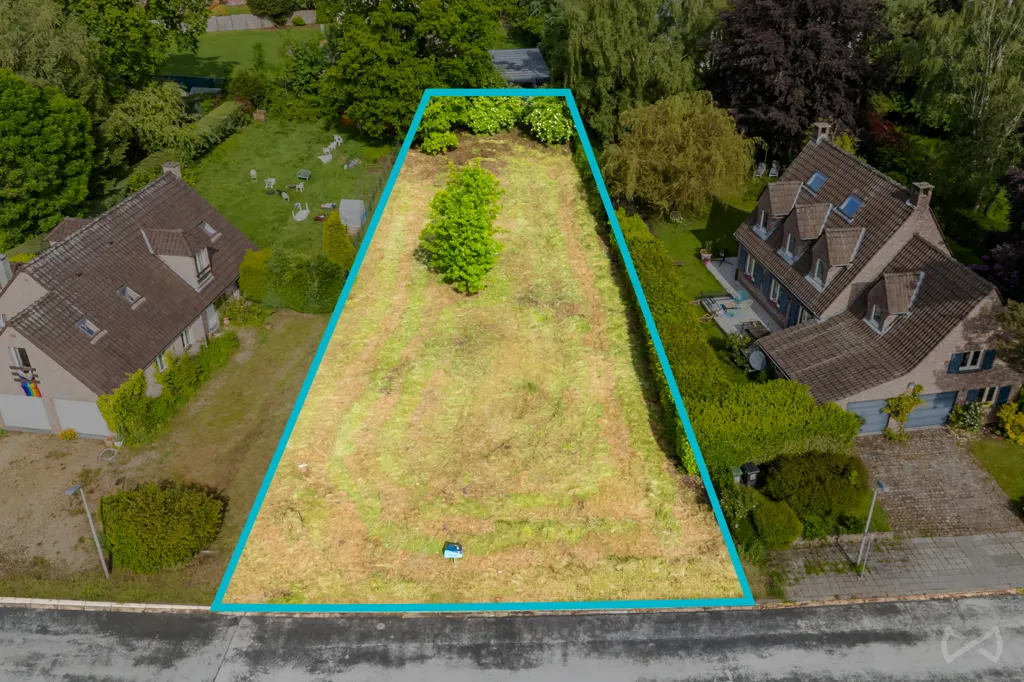 Õhuvaade - Building Plot with East-Facing Orientation in Bel-Air