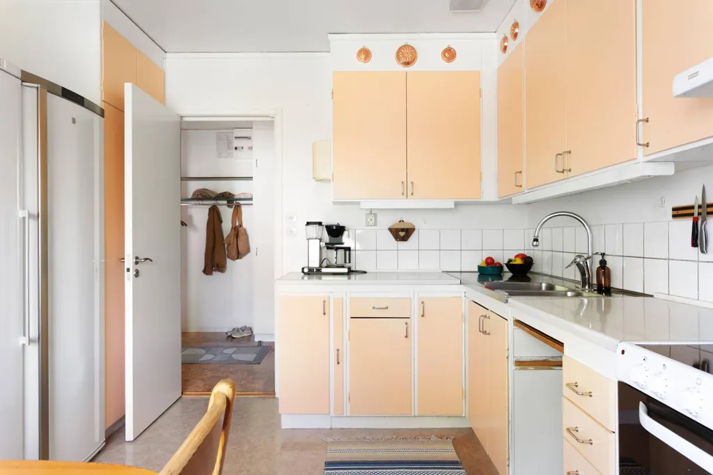 Cuisine - 3-Room Flat with Balcony in Stockholm