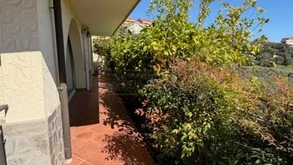 Terrass - Restored Apartment with Sea View in Boissano