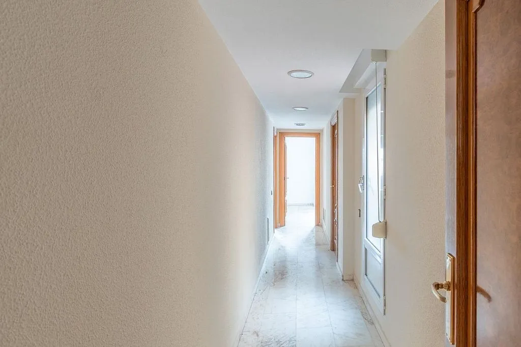 Entrée - Modern Apartment with Balcony in Armilla