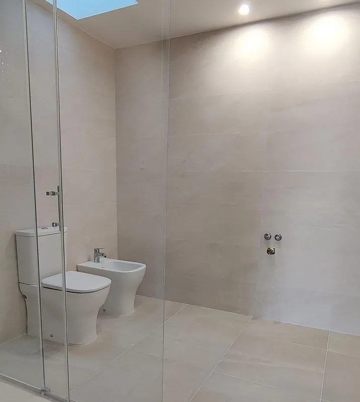 Salles de bain - Modern Penthouse with Pool in El Peral