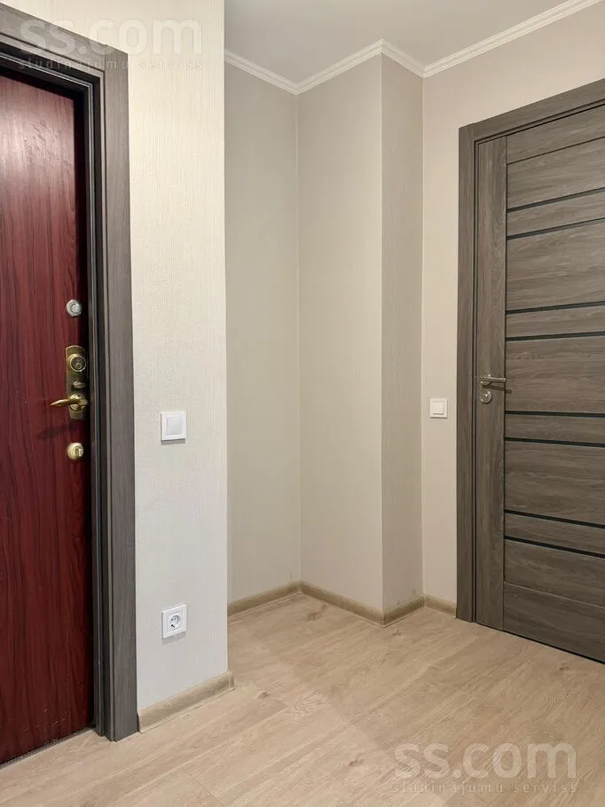 Esik - Spacious 3-Bedroom Flat in Pļavnieki, Riga