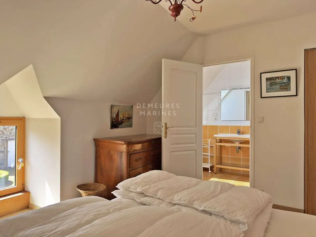 Chambres - Maison de Caractère avec Jardin à Plougrescant