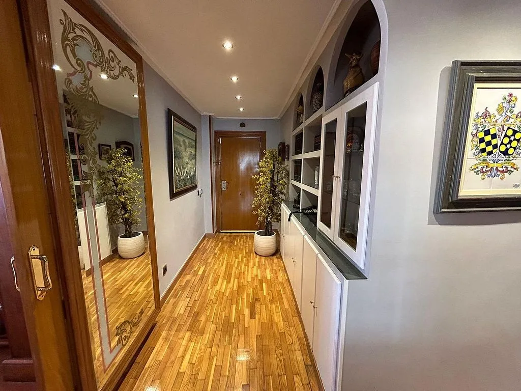 hallway_entrance