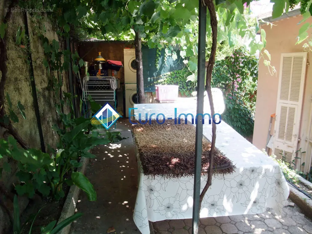 Garden - Villa with Sea View in Beausoleil