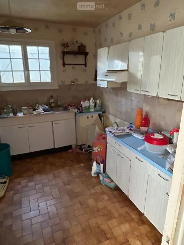 Cucina - House with Large Garden in Chellie