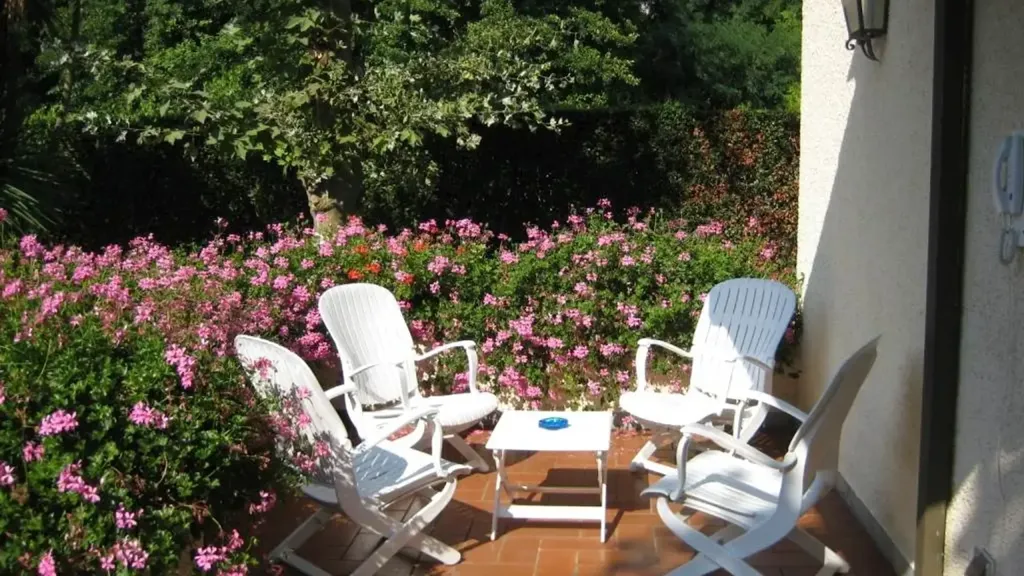 Terrasse - Villa with Pool in Central Forte dei Marmi
