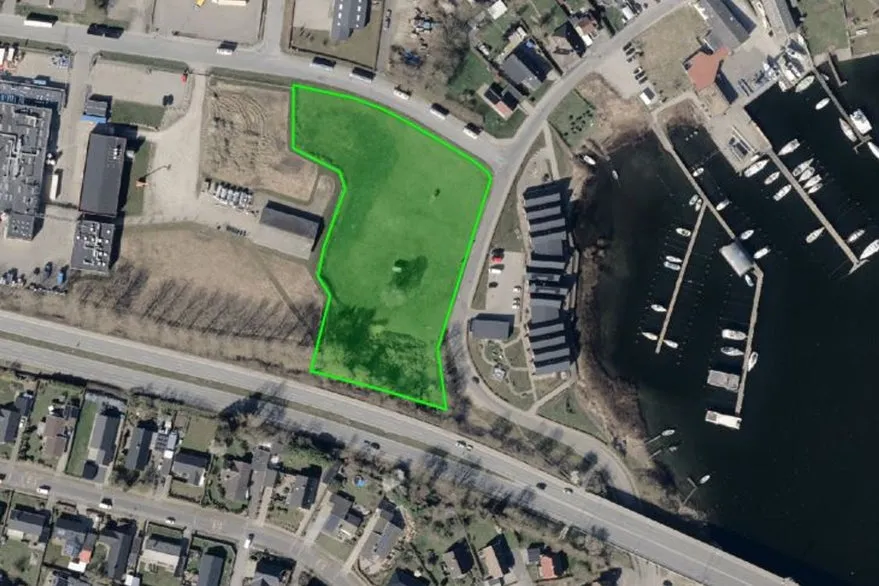 Vista aerea - Commercial Plot with Water View in Gråsten