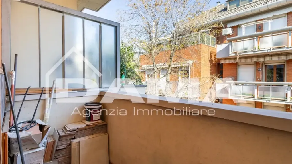 Rõdu - Triplex with Balcony in Forlì