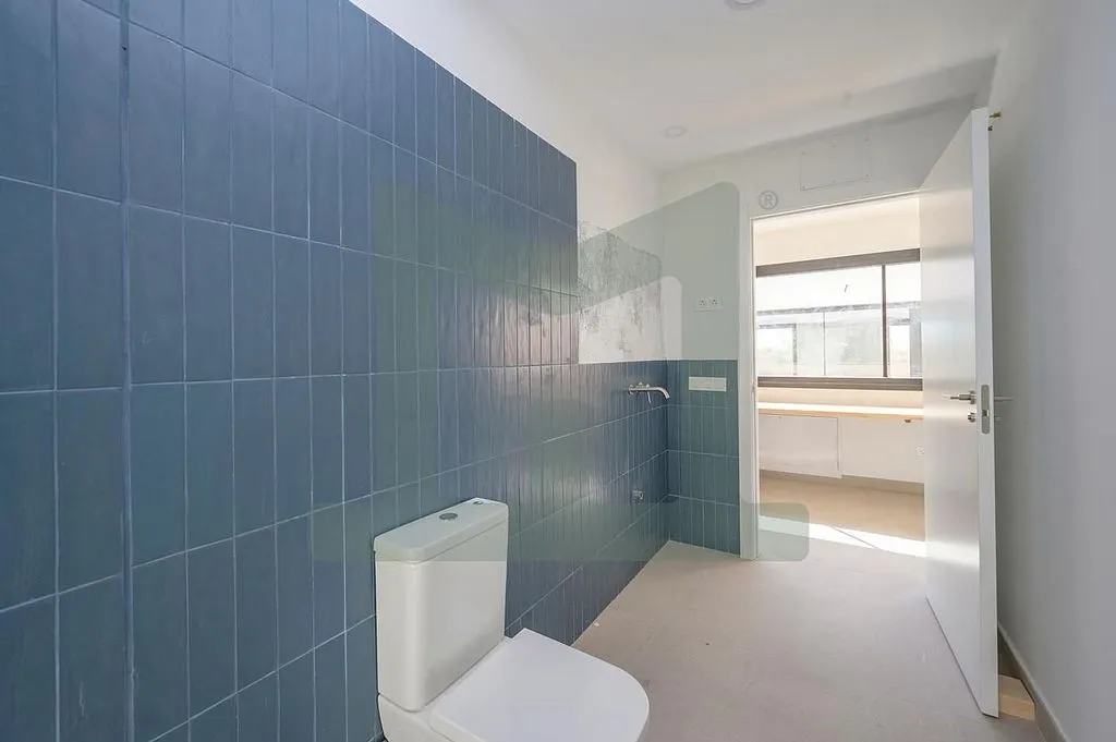 Vannitoad - Modern Detached House with Pool in Griñón