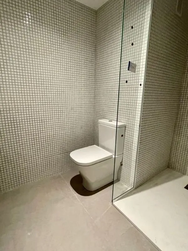 Salles de bain - Furnished Flat with Balcony in La Xerea, Valencia