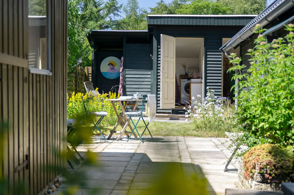 Aed - 1973 Summerhouse with Canal View in Grevinge