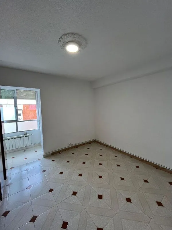 Pièces - 2-Bedroom Flat with Lift in Peñagrande