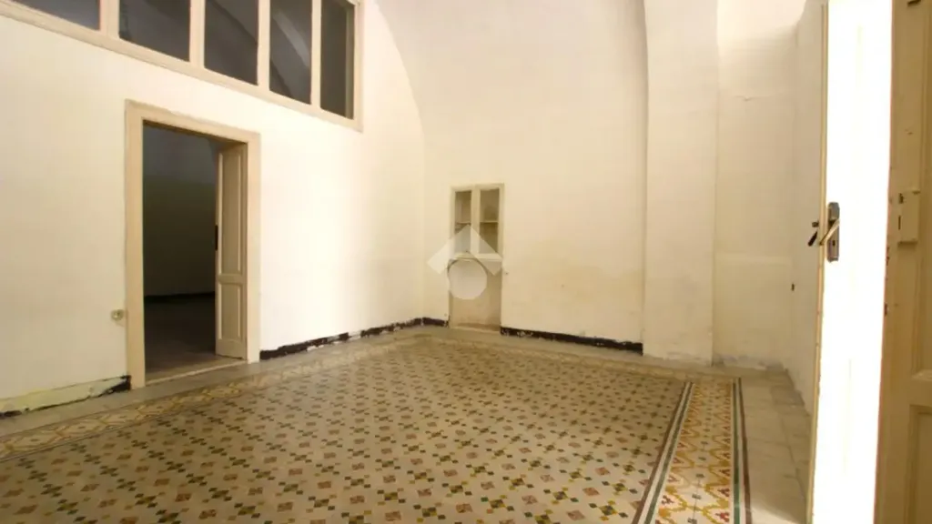 Toad - Ground Floor Trilocale with Vaulted Ceilings in Molfetta