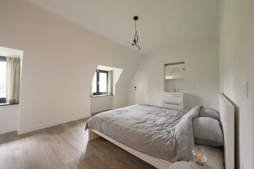 Chambres - Villa Rénovée avec Jardin à Turnhout