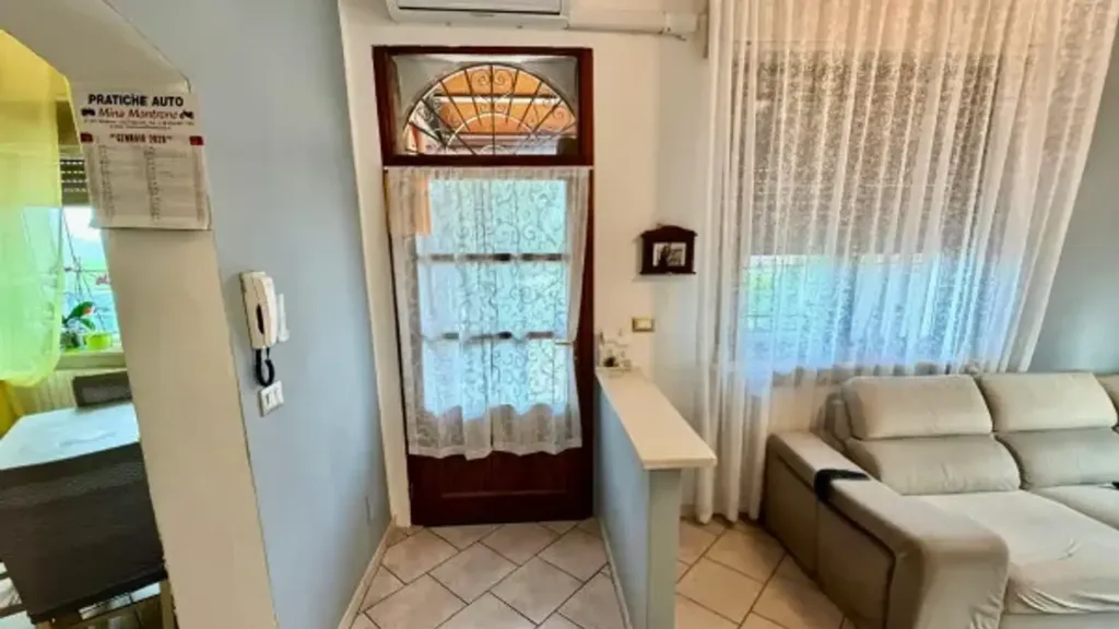 Elutuba - Villa with Garden in Castel San Giovanni